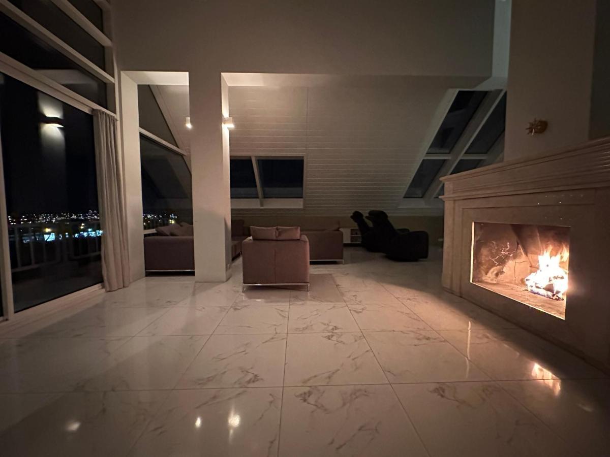 Big Villa Centrally Located In ريكيافيك المظهر الخارجي الصورة