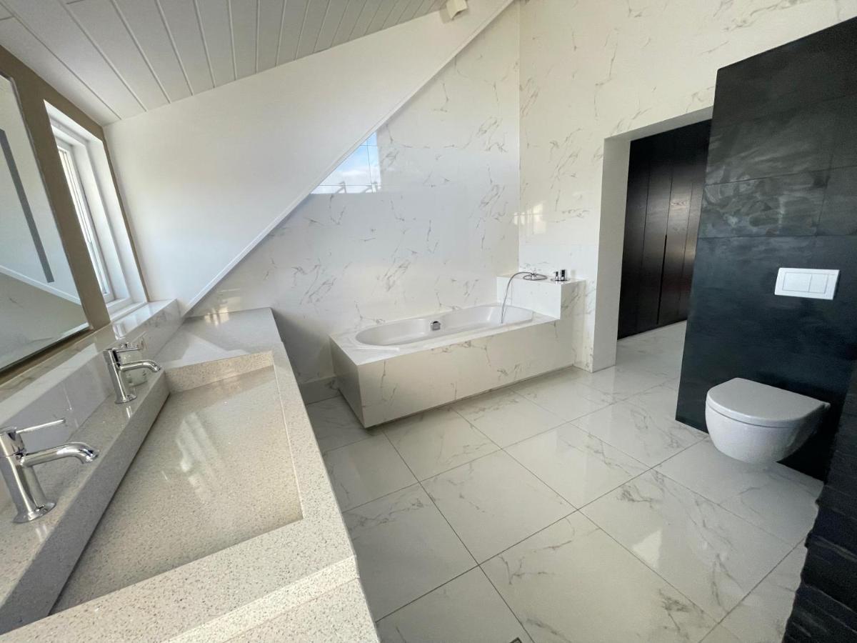 Big Villa Centrally Located In ريكيافيك المظهر الخارجي الصورة