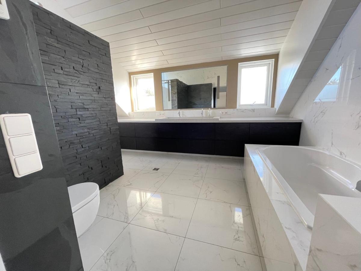 Big Villa Centrally Located In ريكيافيك المظهر الخارجي الصورة